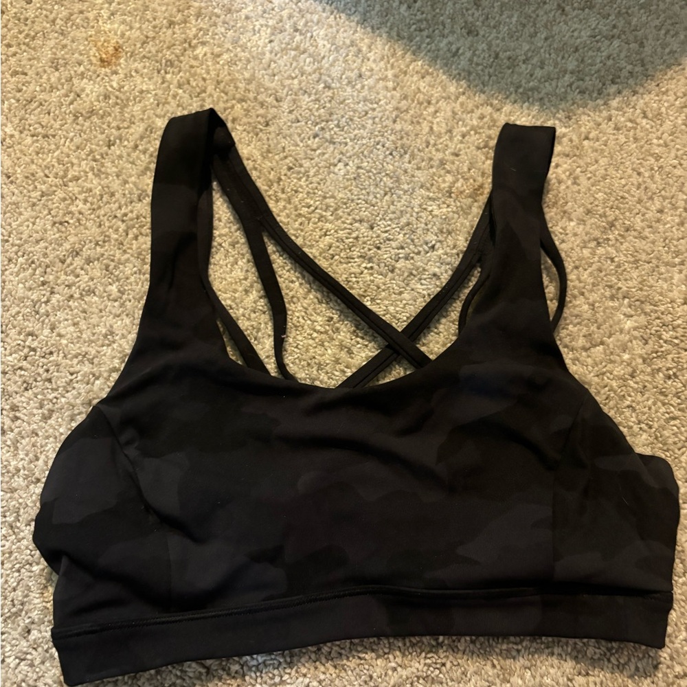 Lululemon sports bra